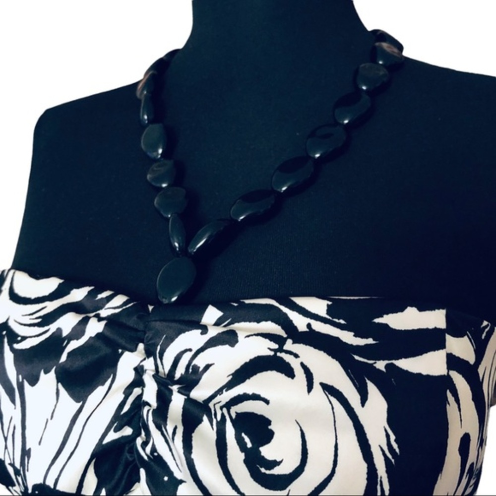 White House Black Market Top